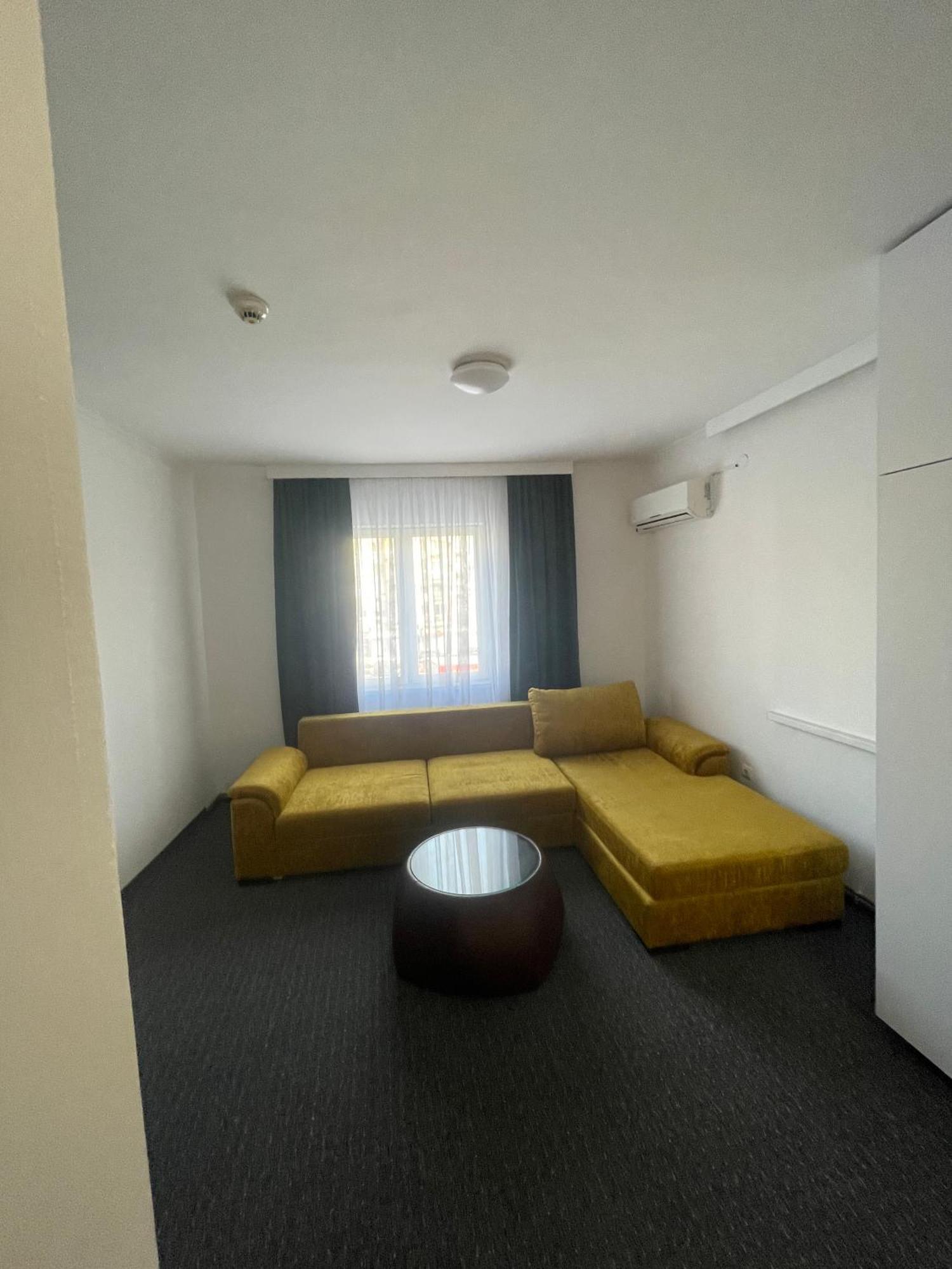 Hotel Ada - Otoka SJJ Exteriér fotografie