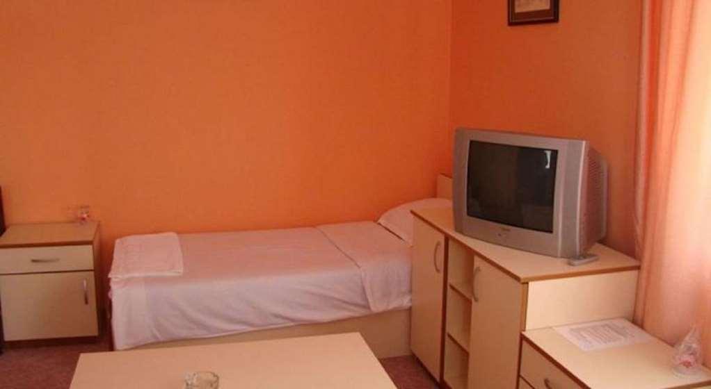 Hotel Ada - Otoka SJJ Pokoj fotografie